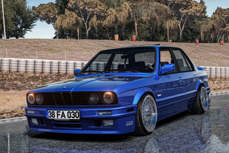 BMW E30 350i Estoril Blue (38 FA 030)